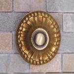 Sonnette antique coquillage